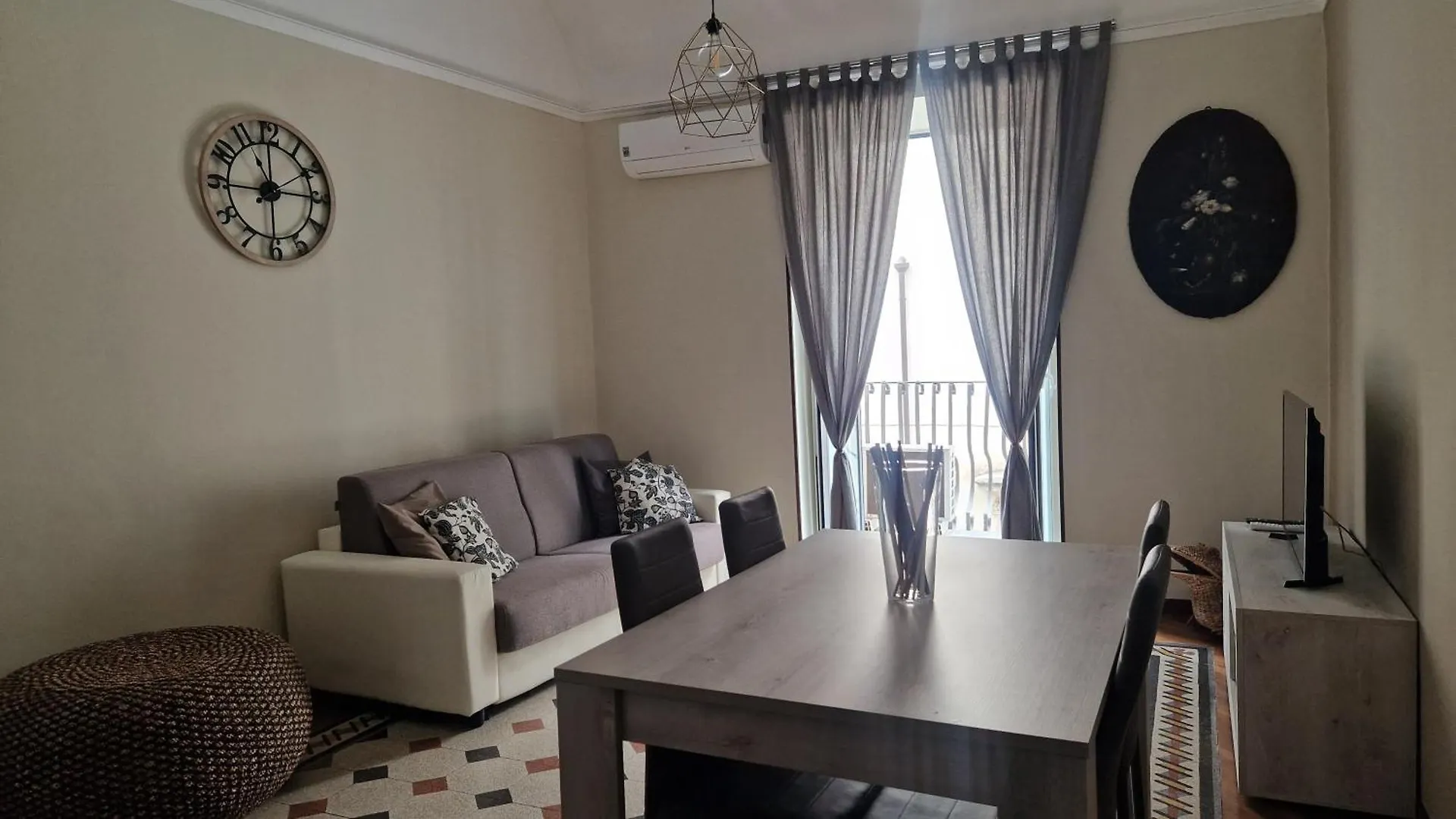 Sisma Home Catane Italie